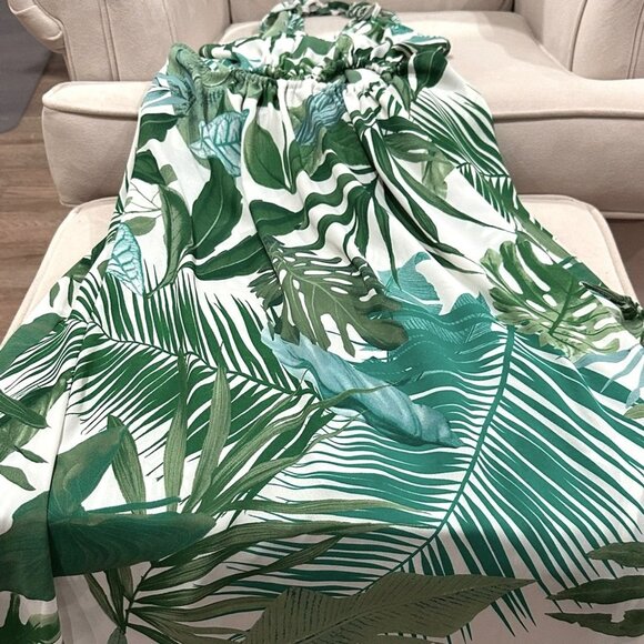Green Leaf Print Maxi Dress - Picture 3 of 7